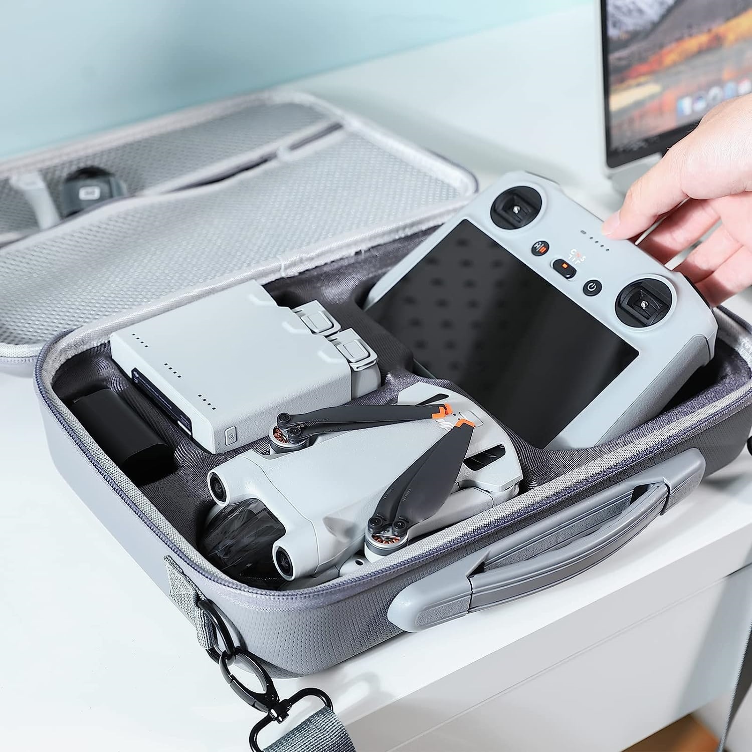 71PklsvYp7L._AC_SL1500_